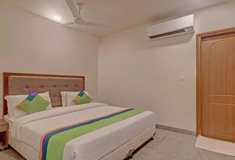 Itsy Hotels Tao Residency, 2 Minutes Walk From Baga Beach