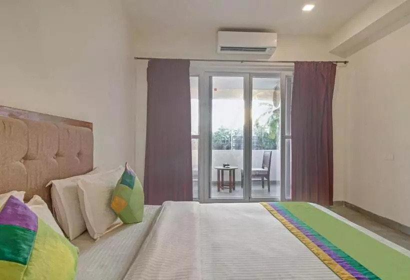 Itsy Hotels Tao Residency, 2 Minutes Walk From Baga Beach