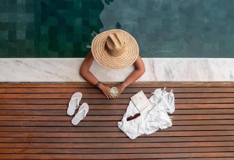 Пансион Akua Concept   Taipu De Fora