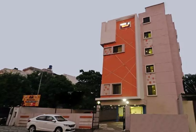 Treebo Trend Hotel Krishna