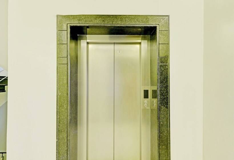 Treebo Trend Hotel Krishna