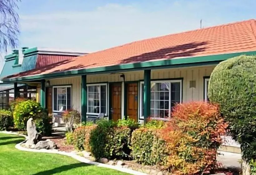 Holiday Motel Waynesburg