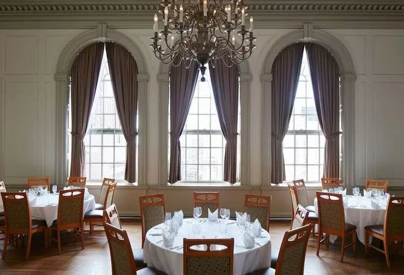 Club Quarters Hotel Rittenhouse Square, Philadelphia