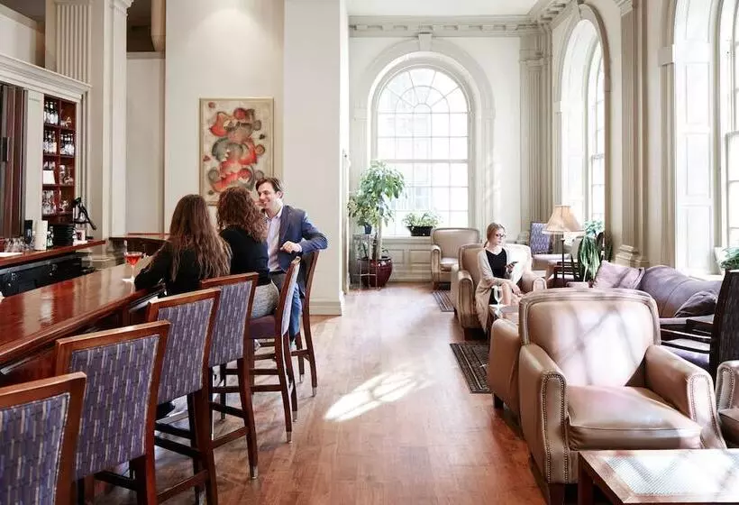 Club Quarters Hotel Rittenhouse Square, Philadelphia