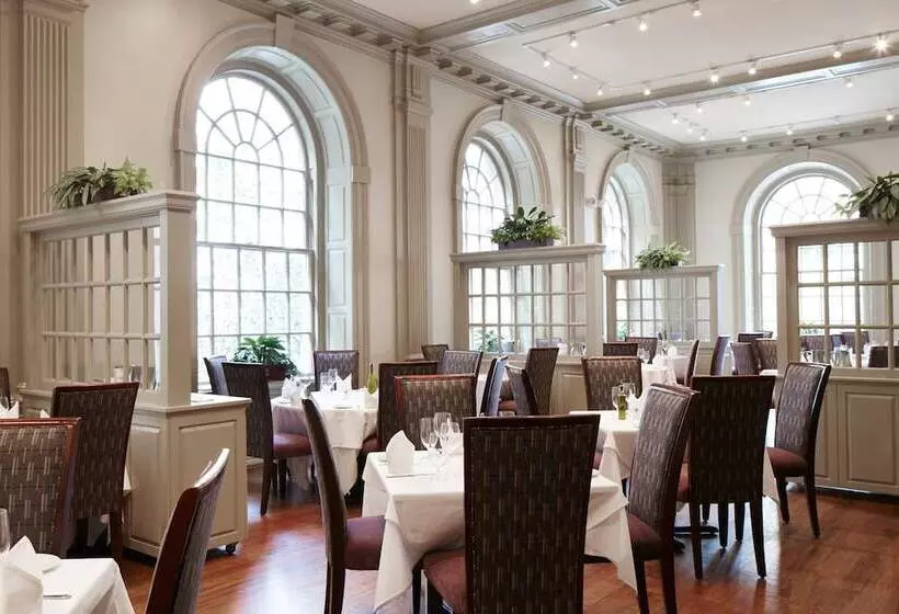 Club Quarters Hotel Rittenhouse Square, Philadelphia