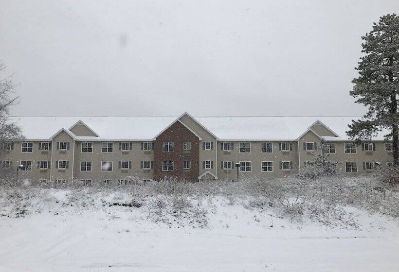 Hotel Cresthill Suites Suny University Albany