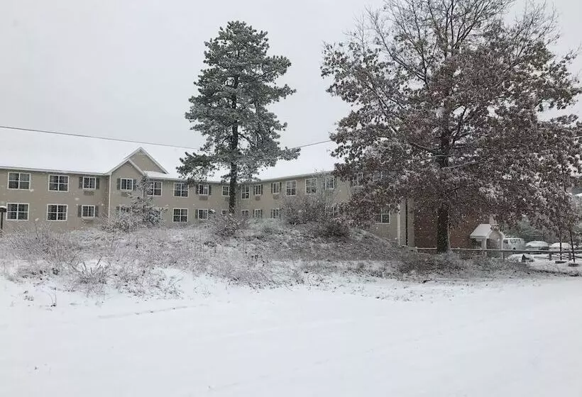 Hotel Cresthill Suites Suny University Albany