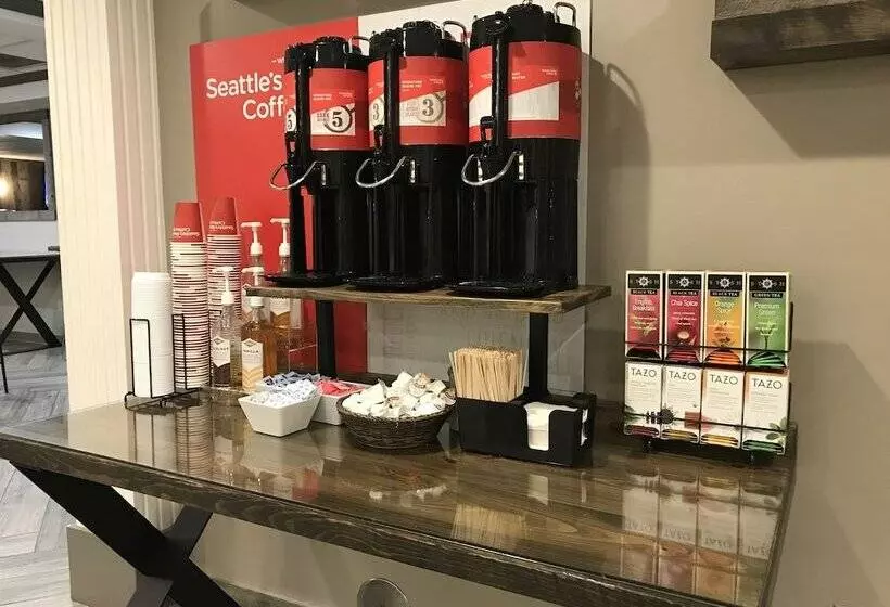 Hotel Cresthill Suites Suny University Albany