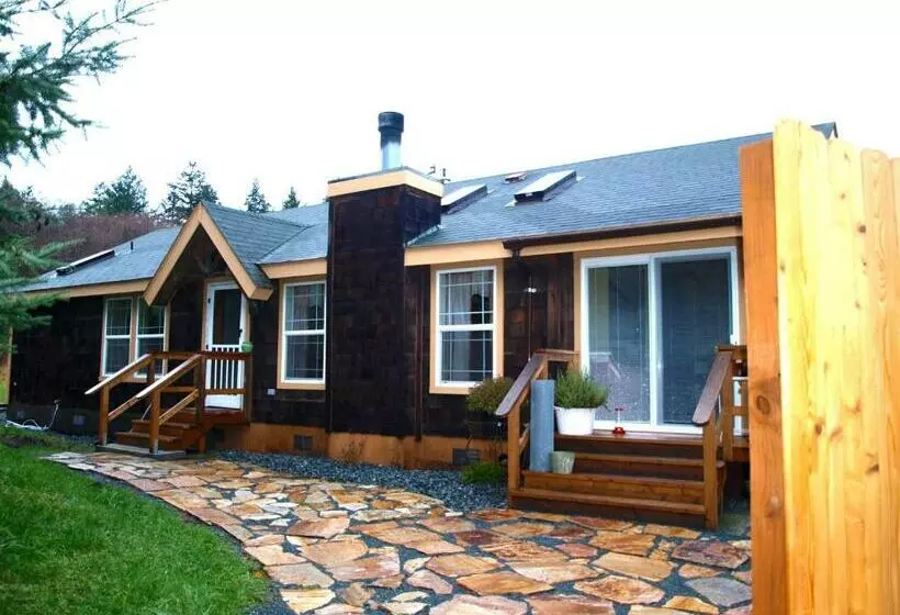 ホテル Deer Harbor Inn