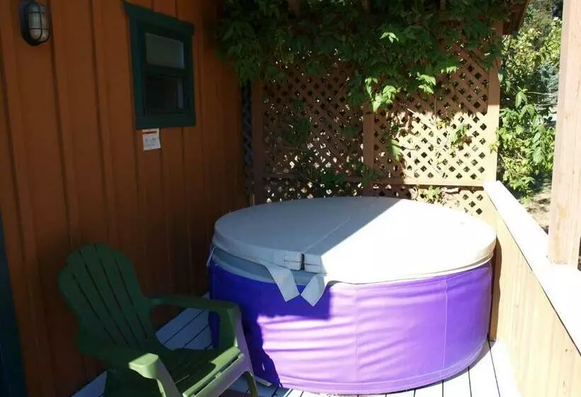 ホテル Deer Harbor Inn