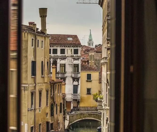 هتل Dimora Dogale