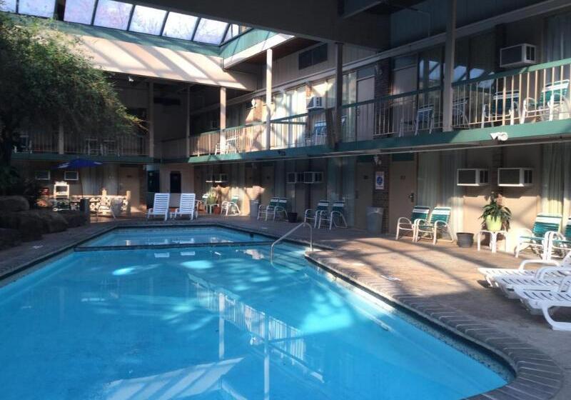 호텔 Fairbridge Inn & Suites Poconos