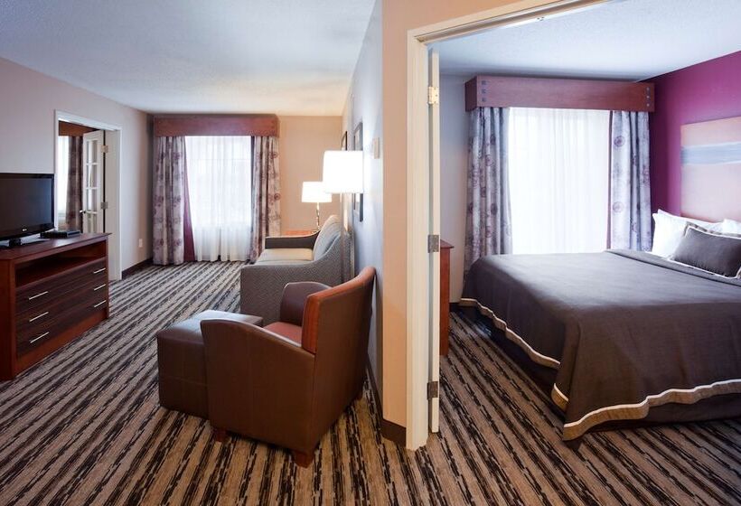 בית מלון כפרי Grandstay Residential Suites