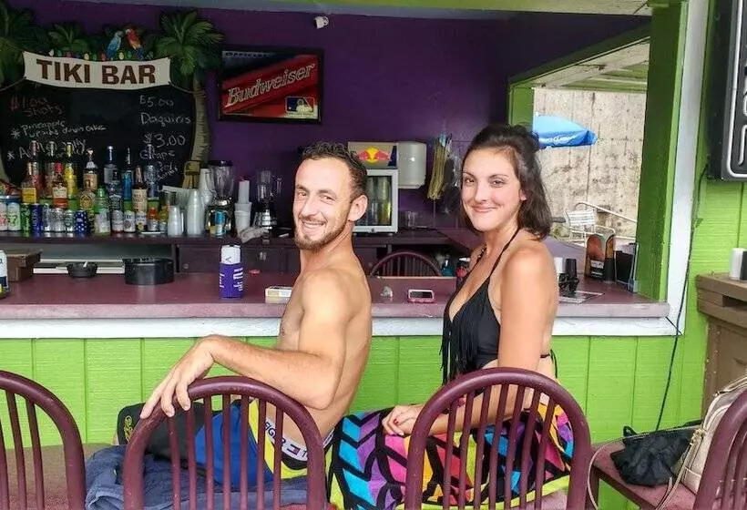 Отель Inn At Grand Glaize