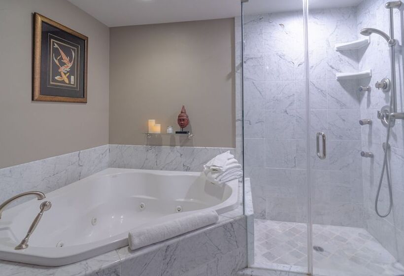 هتل Inn At Parkside