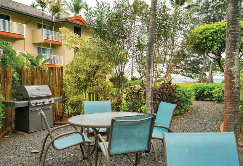 Hotel Kauai Coast Resort At The Beachboy