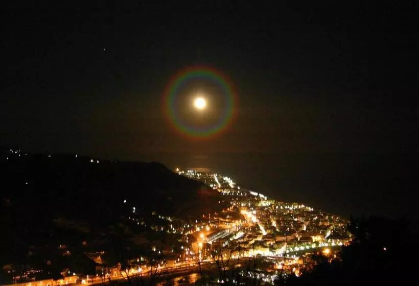 Отель La Riserva Di Castel D Appio Charme & Relax