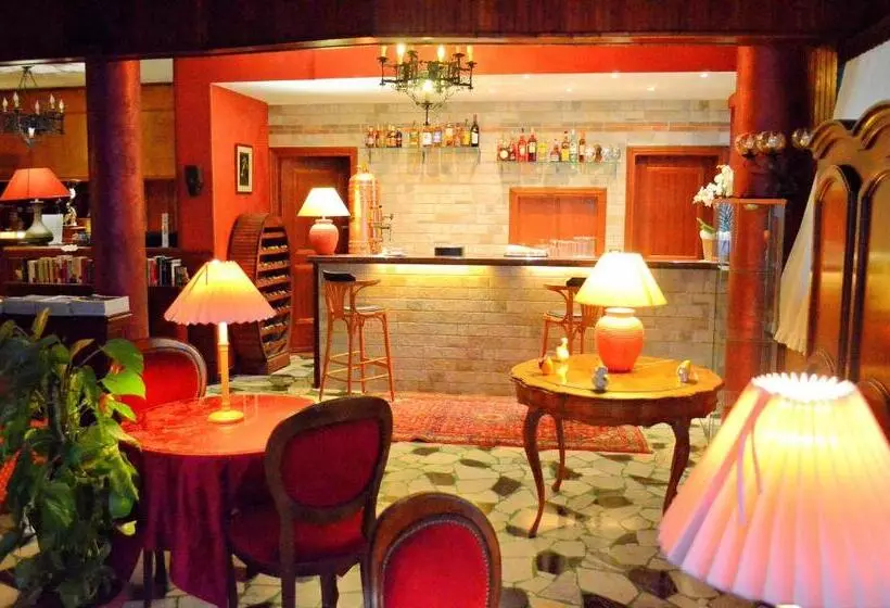 Отель La Riserva Di Castel D Appio Charme & Relax