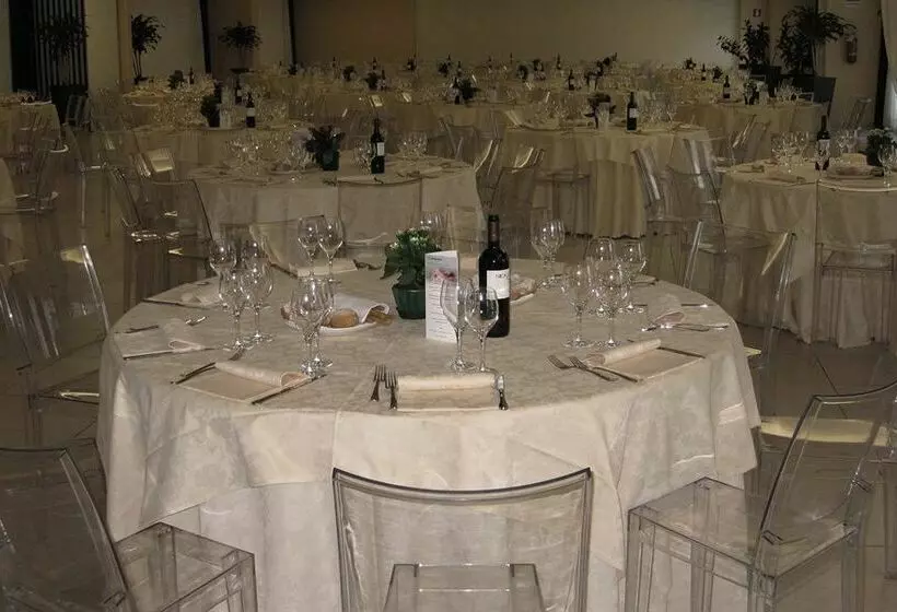 Szálloda Le Robinie Golf Resort