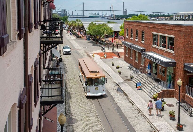 בית מלון כפרי Olde Harbour Inn, Historic Inns Of Savannah Collection