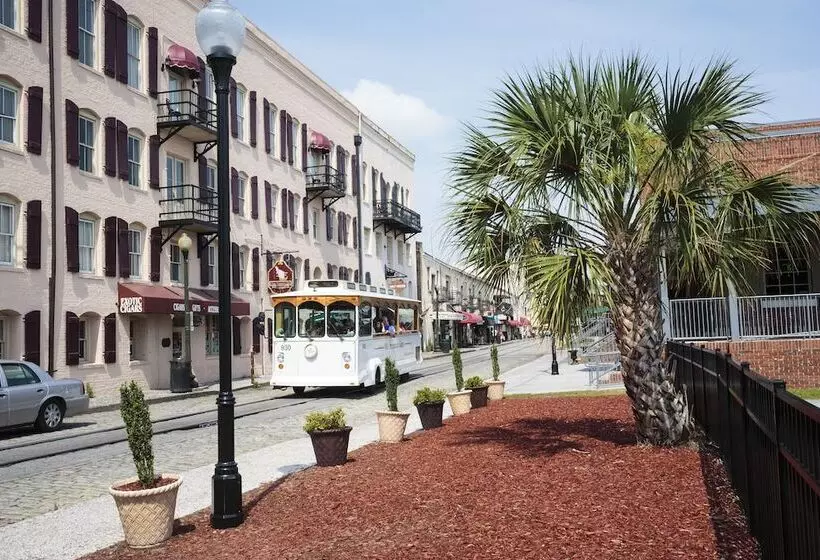 Отель Olde Harbour Inn, Historic Inns Of Savannah Collection