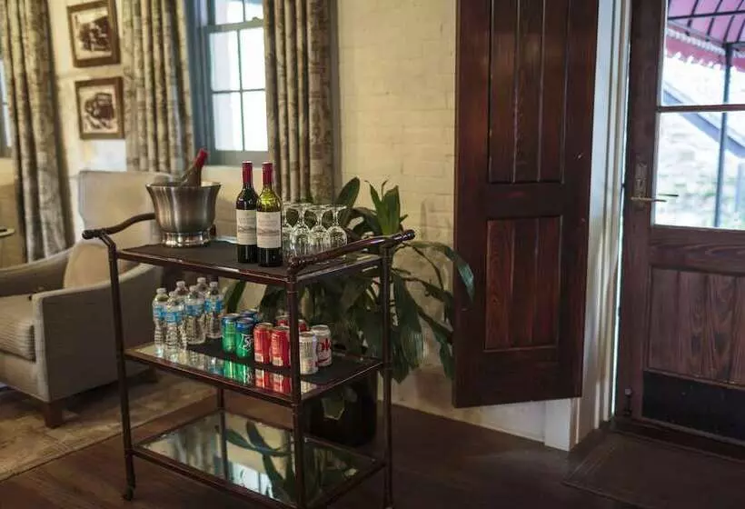 Отель Olde Harbour Inn, Historic Inns Of Savannah Collection