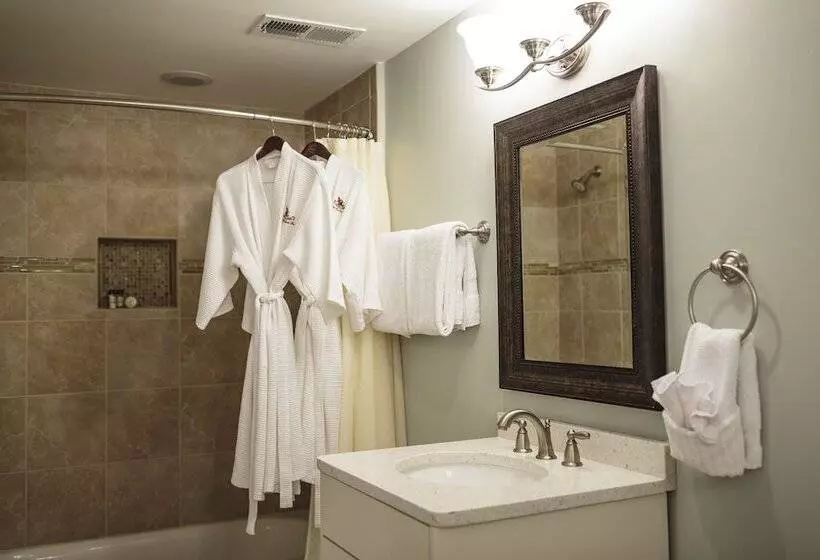 Отель Olde Harbour Inn, Historic Inns Of Savannah Collection