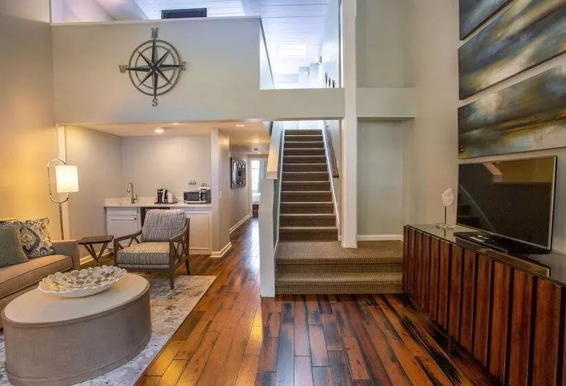 Отель Olde Harbour Inn, Historic Inns Of Savannah Collection