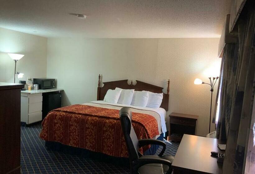 Отель Regency Inn & Suites