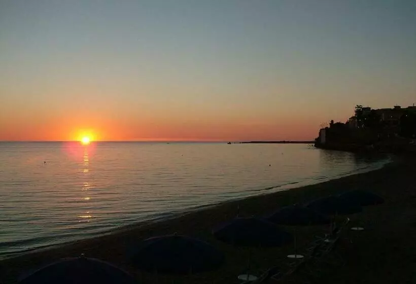 فندق Riviera Bleu