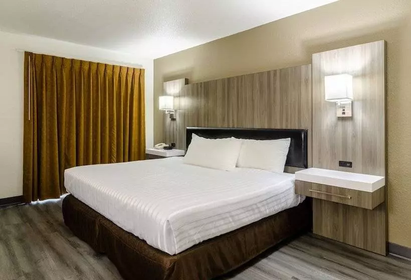 호텔 Rodeway Inn Enumclaw Mount Rainier Crystal Mountain Area