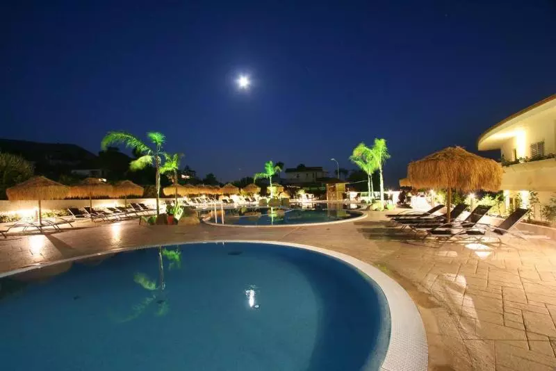 فندق Scoglio Della Galea Village & Spa