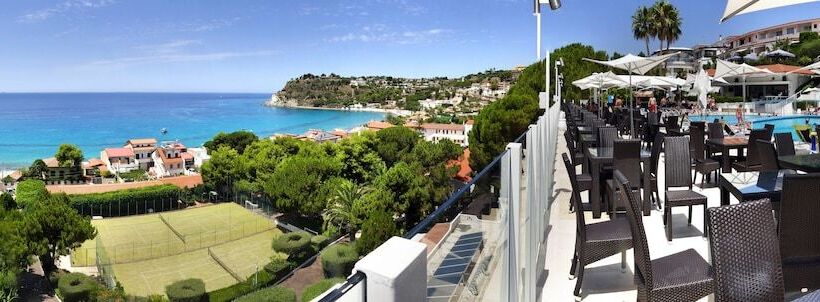 酒店 Scoglio Della Galea Village & Spa