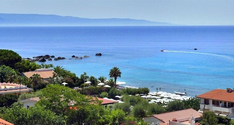 酒店 Scoglio Della Galea Village & Spa