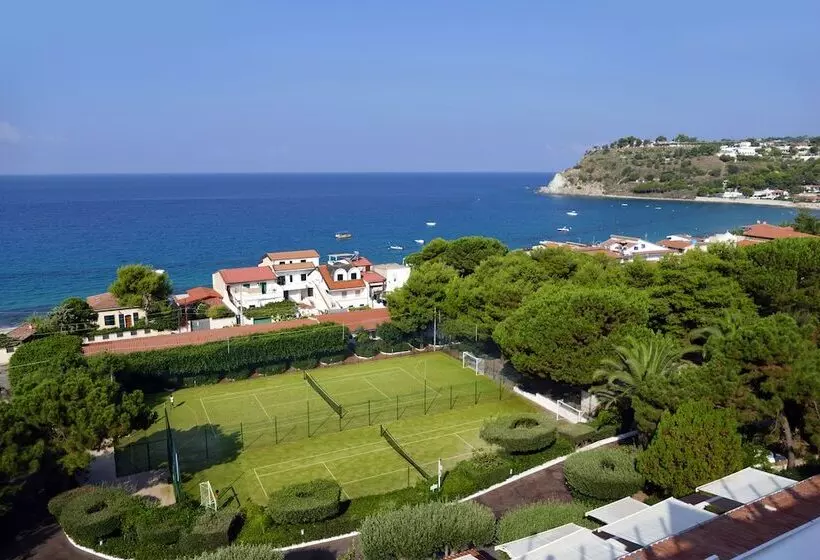 فندق Scoglio Della Galea Village & Spa