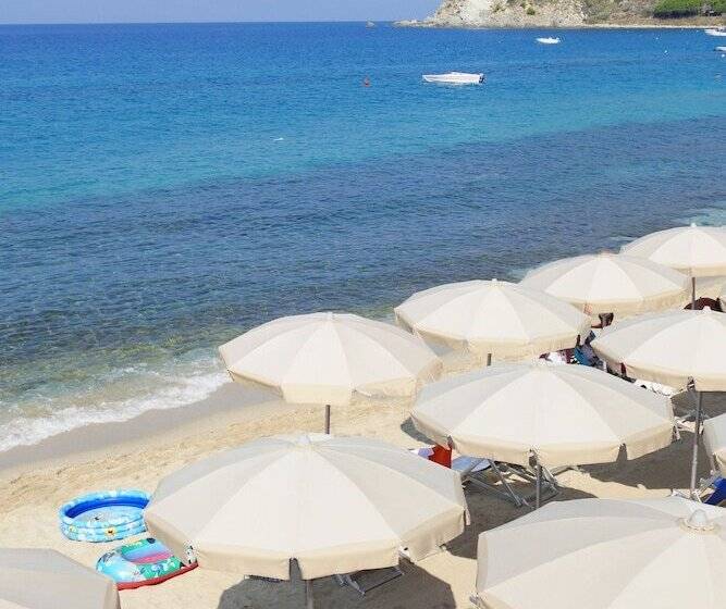 酒店 Scoglio Della Galea Village & Spa