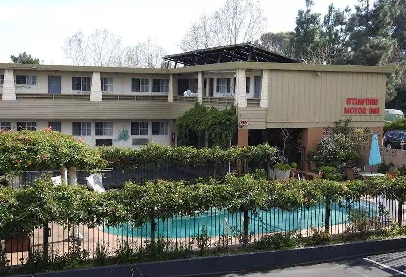 ホテル Stanford Motor Inn