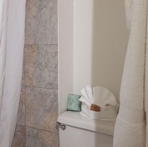 호텔 Stanford Motor Inn