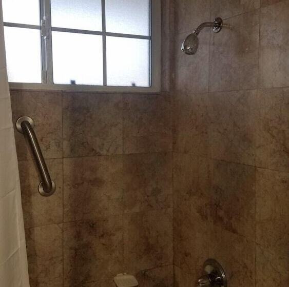 호텔 Stanford Motor Inn