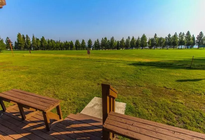 Отель Timbers At Island Park