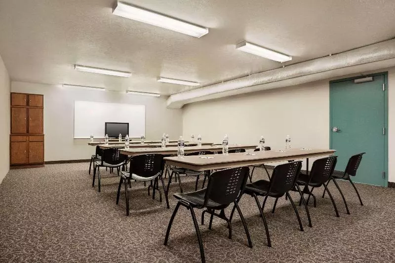 Отель Travelodge By Wyndham Green River Wy