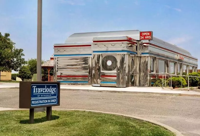 호텔 Travelodge By Wyndham Sharon Springs