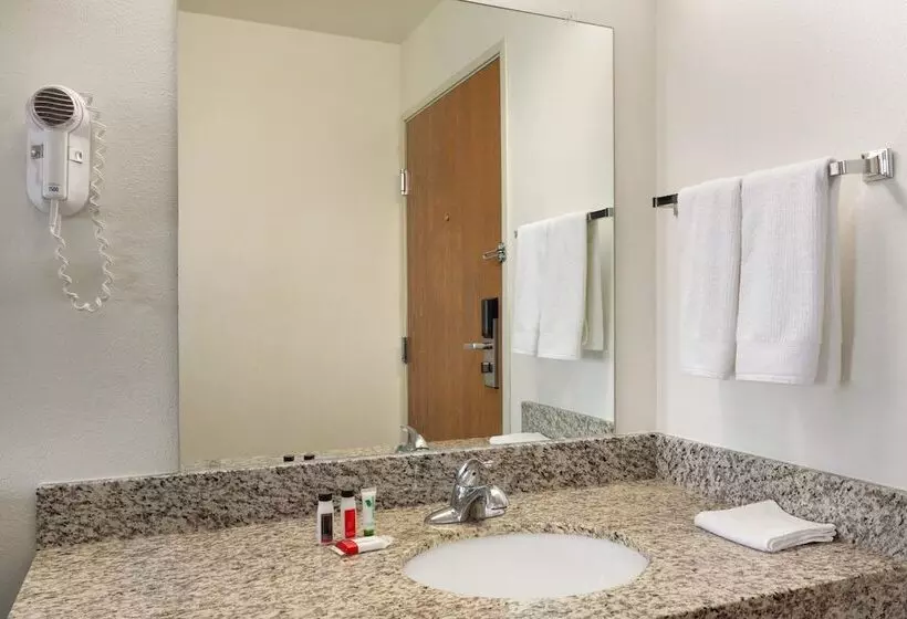 호텔 Travelodge By Wyndham Sharon Springs