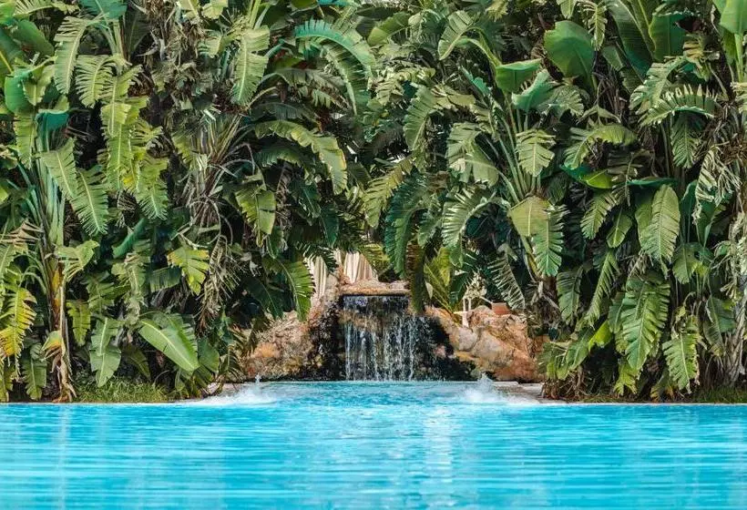 Отель Vascellero Club Resort