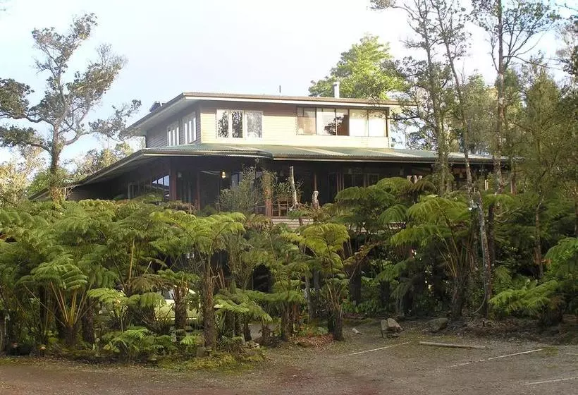 تختخواب و صبحانه Volcano Inn