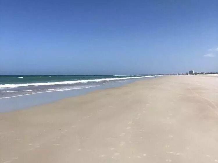 모텔 Beachside Hotel   Daytona Beach   No Pool