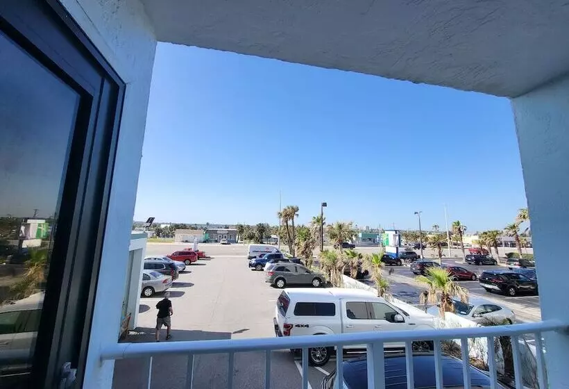 모텔 Beachside Hotel   Daytona Beach   No Pool