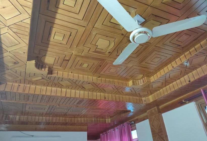 Bed and Breakfast Deeya Palace