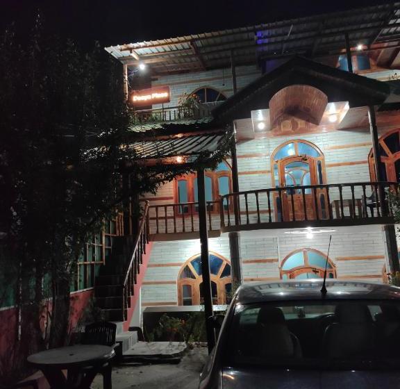 Bed and Breakfast Deeya Palace