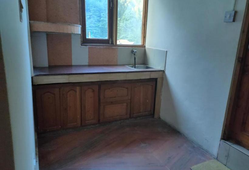 Bed and Breakfast Deeya Palace